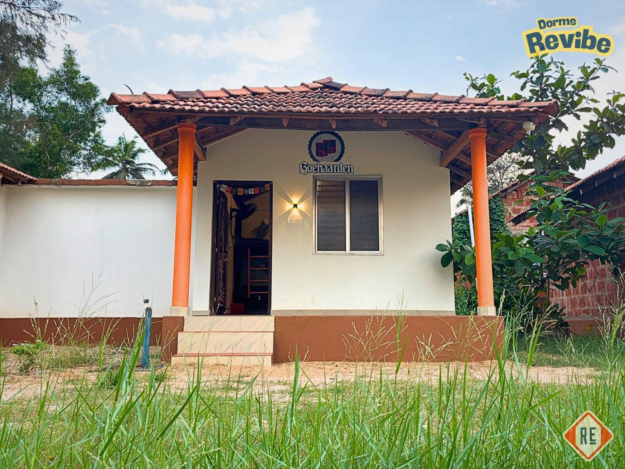 Revibe Beach Hostel Gokarna Gokarna  Exterior foto