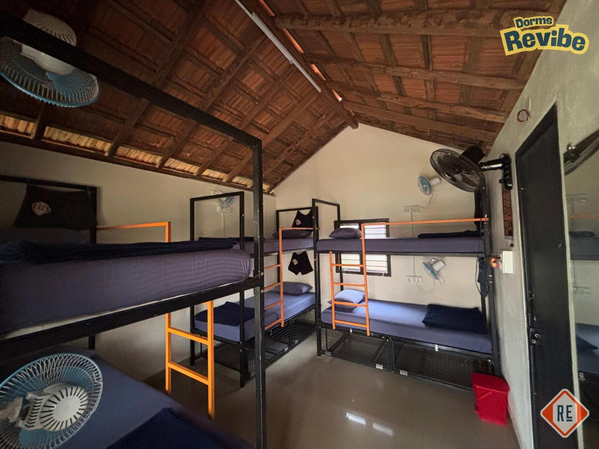 Revibe Beach Hostel Gokarna Gokarna  Exterior foto
